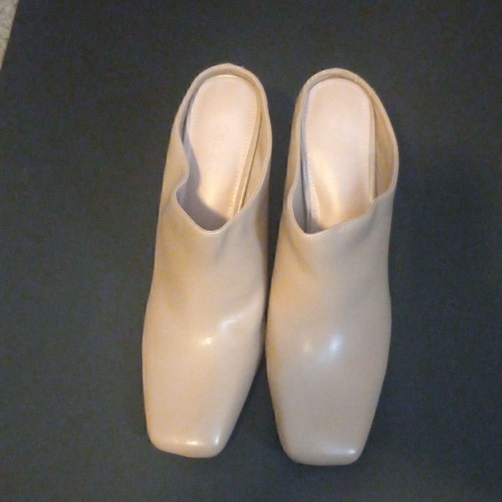 Coutge Women Mule Slip On